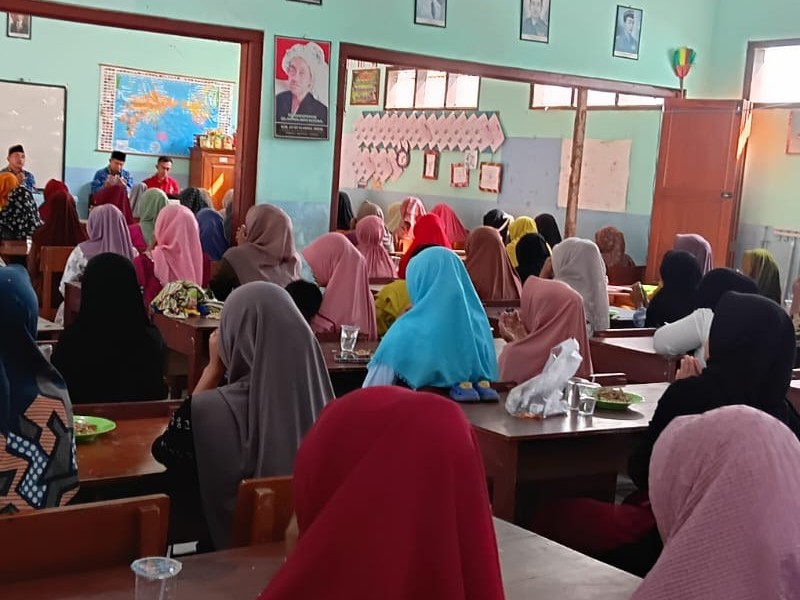 Kegiatan Sosialisasi 5 Hari Sekolah dan Program Sekolah di SD Negeri 1 Tamansari